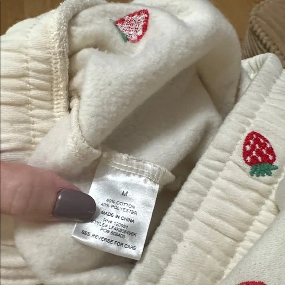 Olive & Oak White Sweatpants with Strawberry Print - Picture 5 of 5